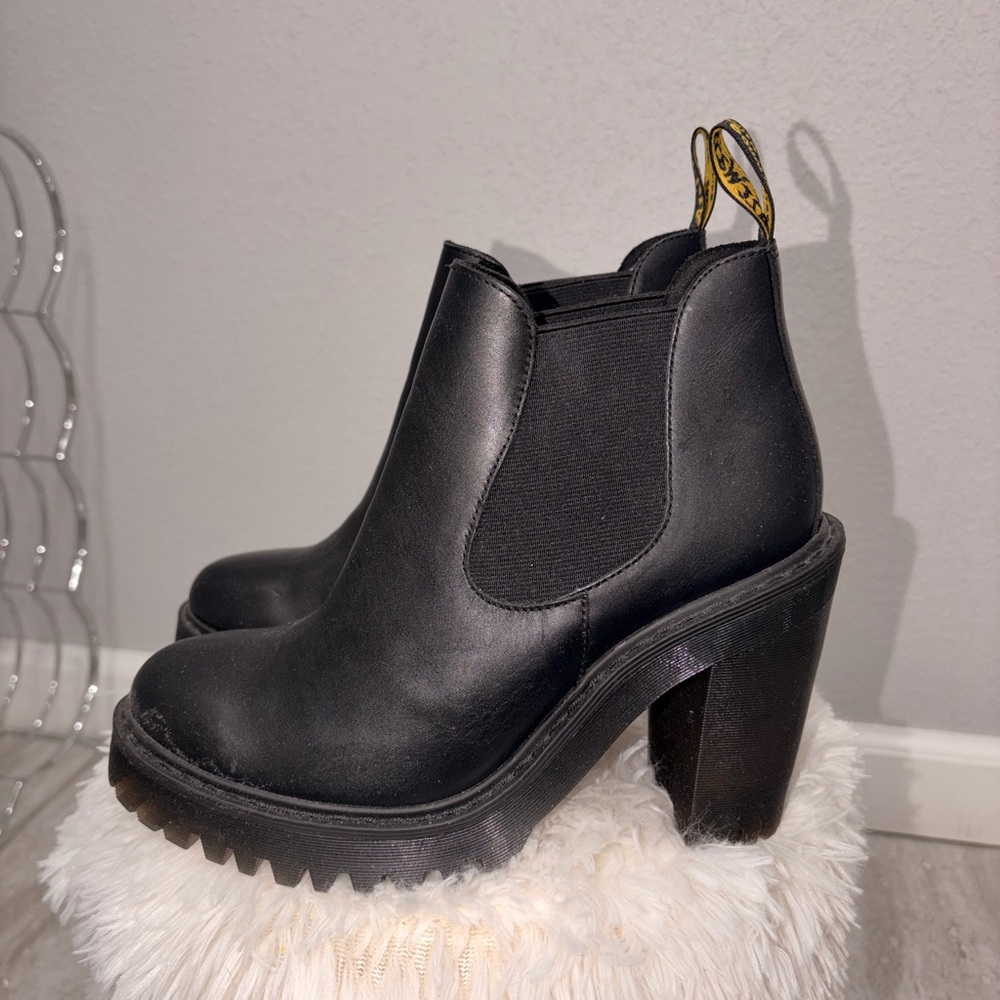 Dr. Martens Black Leather Chunky Heel Chelsea Boots - Picture 2 of 6